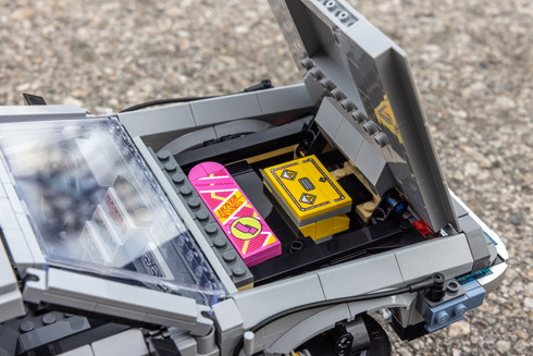 レゴ デロリアン