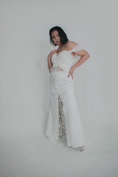 プラスサイズウエディングドレス