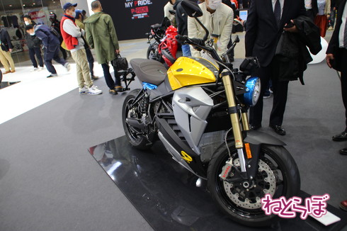 東京モーターサイクルショーの新型車展示