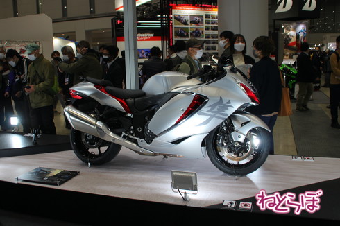 東京モーターサイクルショーの新型車展示