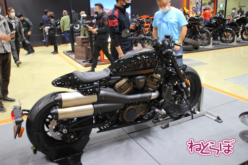 東京モーターサイクルショーの新型車展示