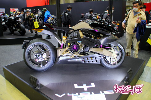 東京モーターサイクルショーの新型車展示