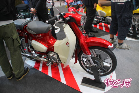 東京モーターサイクルショーの新型車展示