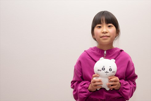 「ちいかわ」声優の青木遥と小澤亜李