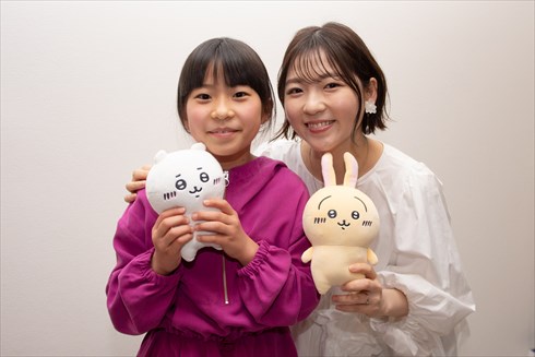 「ちいかわ」声優の青木遥と小澤亜李