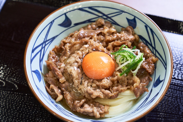 【PR】 丸亀製麺  焼きたて肉うどん ／ かけ ぶっかけ 牛すき釜玉 新商品 リニューアル 期間限定