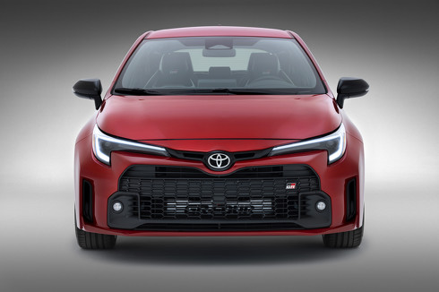 トヨタが発表した新型スポーツカー「GRカローラ」