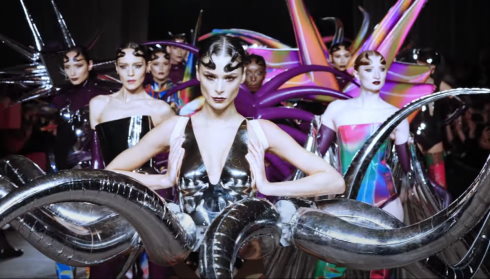 LONDON FASHION WEEK 2022