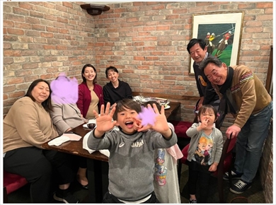 東尾理子さん、次女つむぎちゃんの誕生会