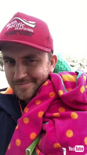 「Kiddo Pretends to be Too Tired || ViralHog」