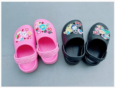 色違いのサンダル