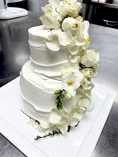 修復後のウェディングケーキ