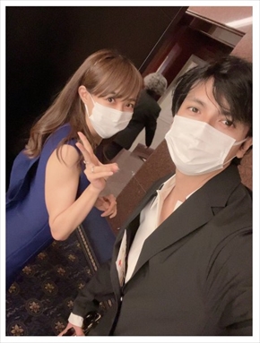 成田梨紗の結婚式に出席した川崎希とアレク