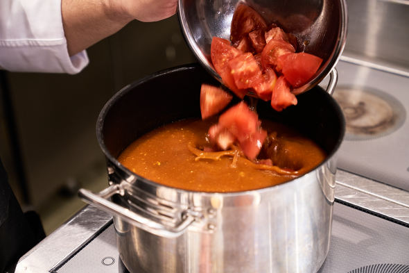 【PR】 丸亀製麺 トマたまカレーうどん ／　期間限定 復活 チーズ TOKIO 松岡昌宏