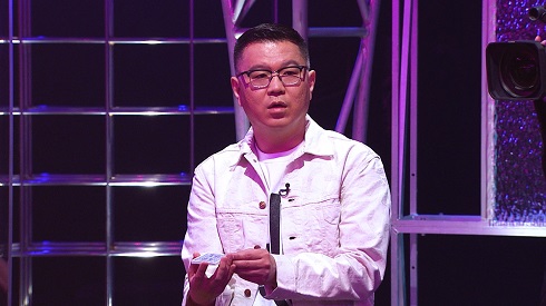 ここにタイトルを入力