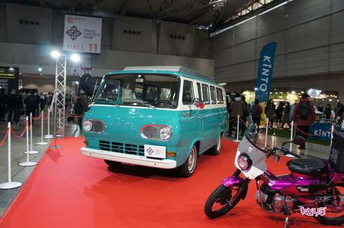 千原ジュニアさんのフォード・エコノライン