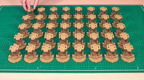 ダンボールで作った回転寿司がすごい　2段式で個別注文までしっかり再現