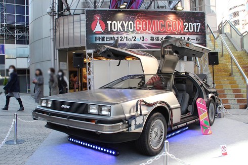 渋谷に降臨した「デロリアン」