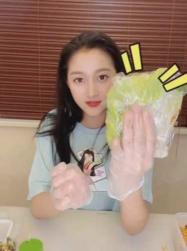 サラダサンドイッチ