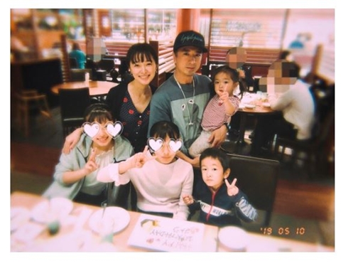 市井紗耶香の家族写真