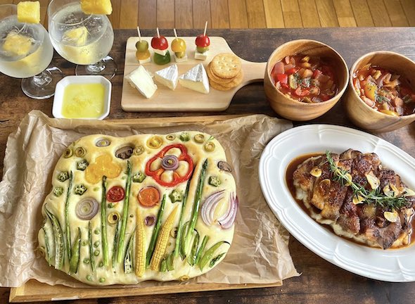 パン 手作り mothersday 花びら 母の日ごはん