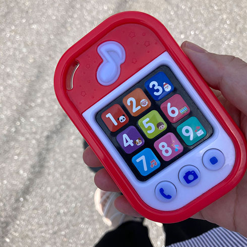 おもちゃの電話