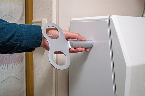 あらゆるものを”ぜんまい仕掛け”っぽく見せられるおもちゃ　商品化に向けてクラファン実施