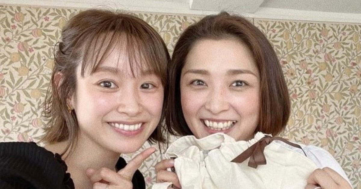6196 モーニング娘。 石川梨華 高橋愛 生写真 駿河屋 -<中古>モーニング娘。/石川梨華・高橋愛/膝上・肩組み