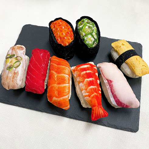 ユザワヤのプリント布でできた握りずし