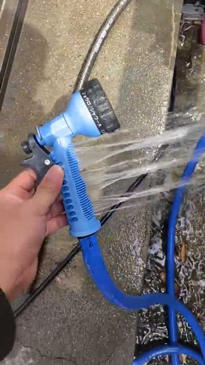 散水 シャワー ノズル ホース 予想外 故障 水 出る場所 スペシウム光線