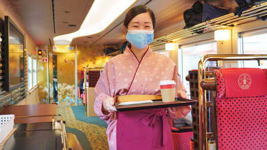 石川 七尾線の観光列車・花嫁のれん