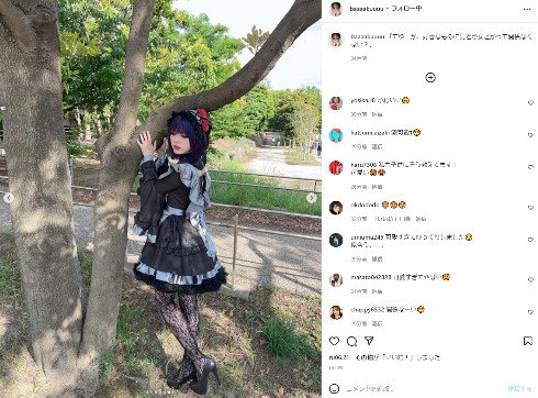 コスプレする井手上漠