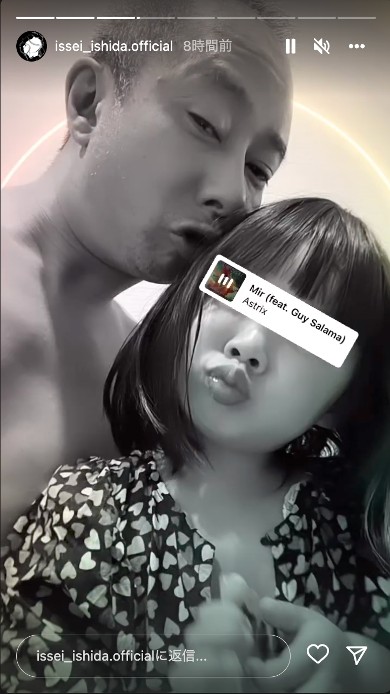 植毛手術後のいしだ壱成と3歳長女さつきちゃん