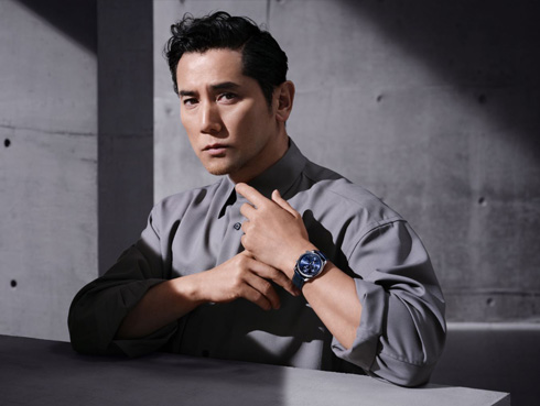 ロンジンのアンバサダーを務める本木雅弘