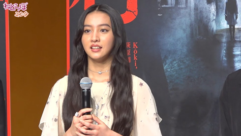 映画「牛首村」に出演したKoki