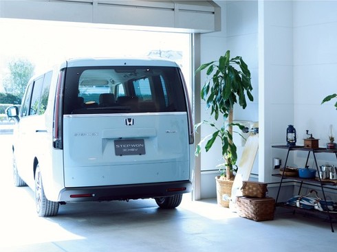 ステップワゴン 新型