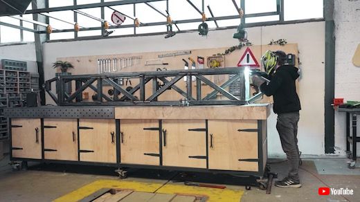 テスラ モデル3 戦車 無限軌道 魔改造