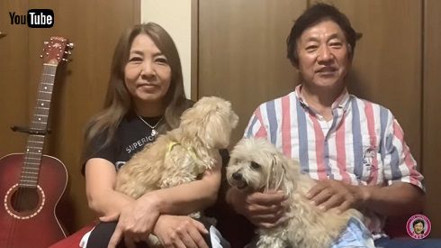 心アミロイドーシスについて説明する田尾安志とマダムレイ