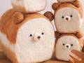 つぶらな瞳の「くま食パン」が焼きたてふわふわ！　絵本の世界から出てきたような羊毛フェルト作品がかわいい
