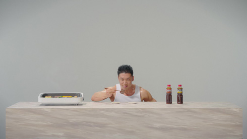 焼肉と話すきんに君