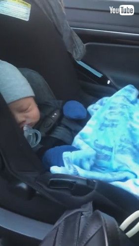 「Sister Sees Baby Brother For the First Time || ViralHog」