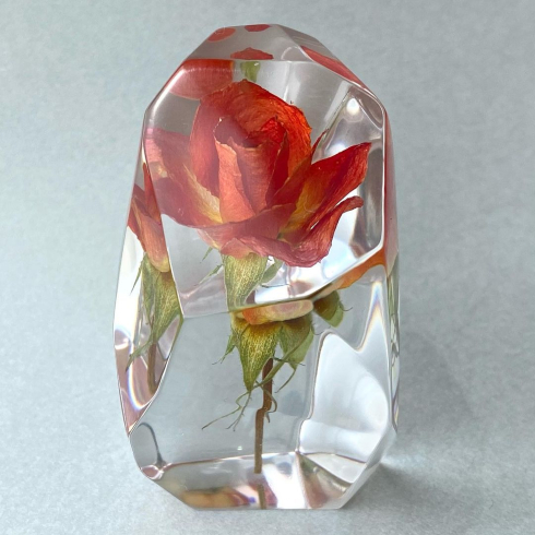 レジンにバラ