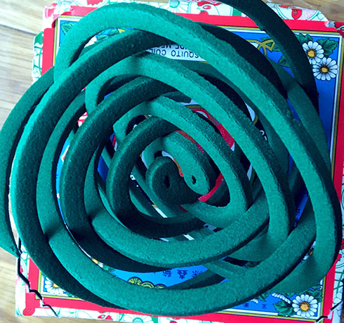 3枚重ねた蚊取り線香