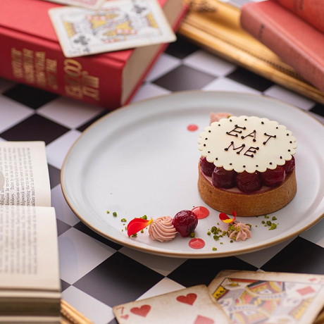 「Alice in Wonderland Cafe」