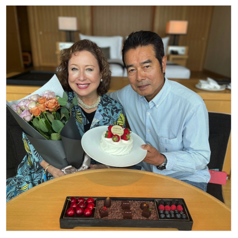 キャシー中島と勝野洋の2ショット