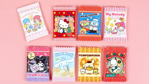 「サンリオキャラクター　ラムネ＆ポーチ」