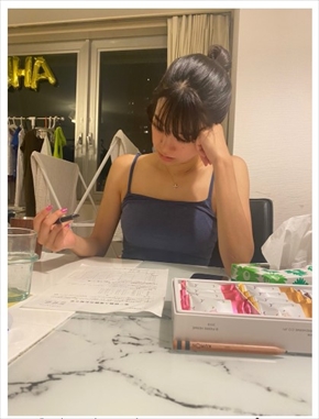 才賀紀左衛門のパートナー絵莉