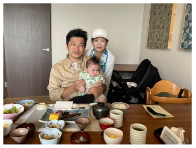 だいたひかると小泉貴之の家族ショット