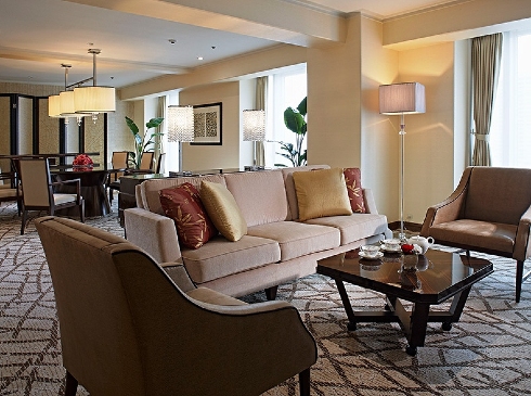 Smile アフタヌーンティー -アドベンチャーワールド×シェラトン都ホテル大阪-