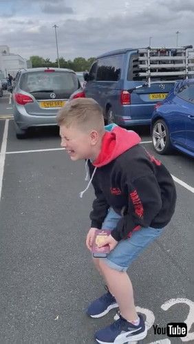 「Kiddo is Grateful and Shocked by Surprise Trip || ViralHog」